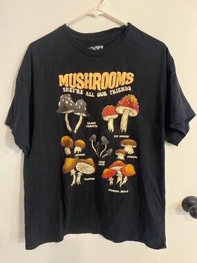 Mens Size XL On The Low Mushrooms They’re Our Friends T Shirt